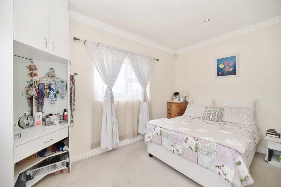 4 Bedroom Property for Sale in Pearly Beach Western Cape